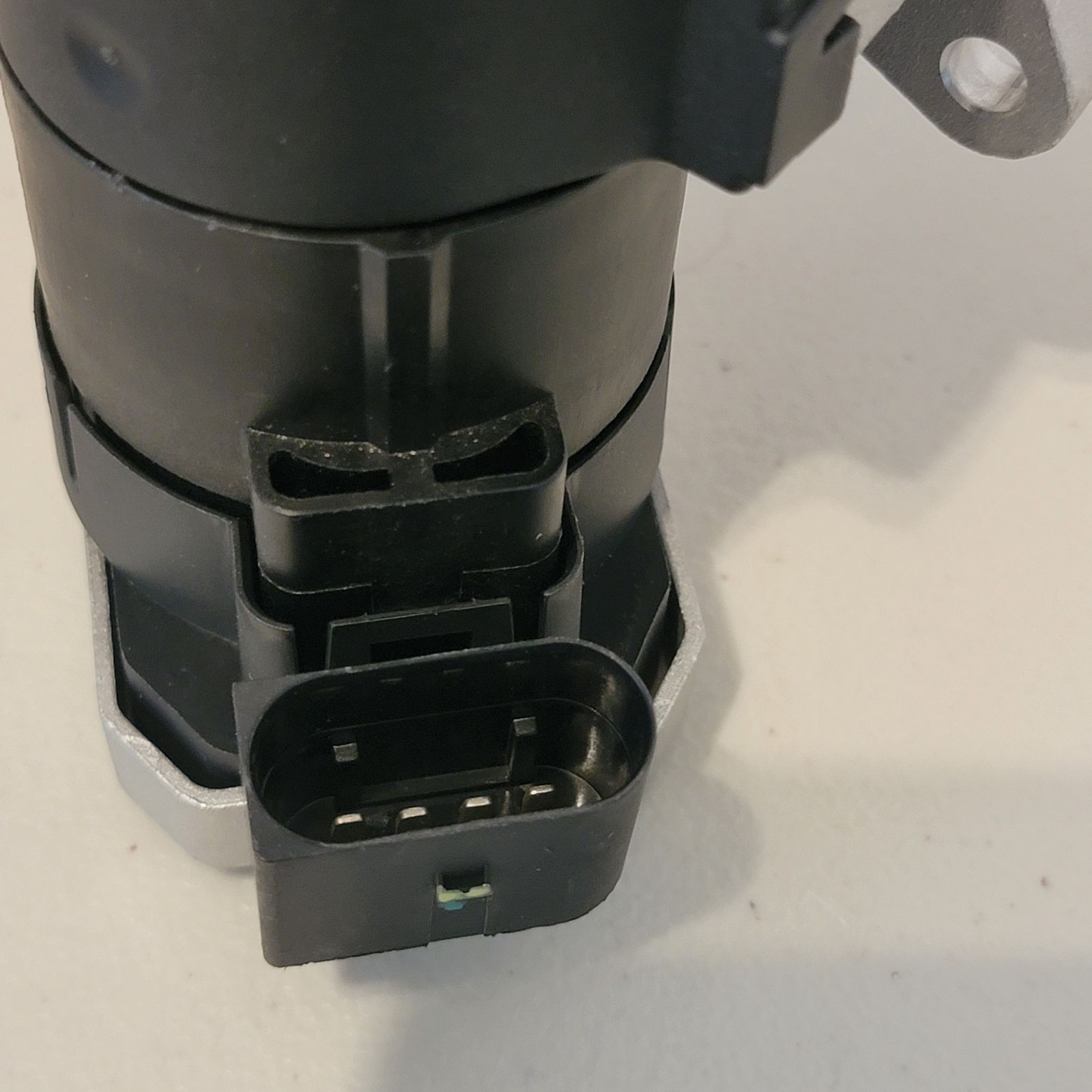 EGR Mercedes Benz C Class E Class Actuator Motor Electronic Silver Black