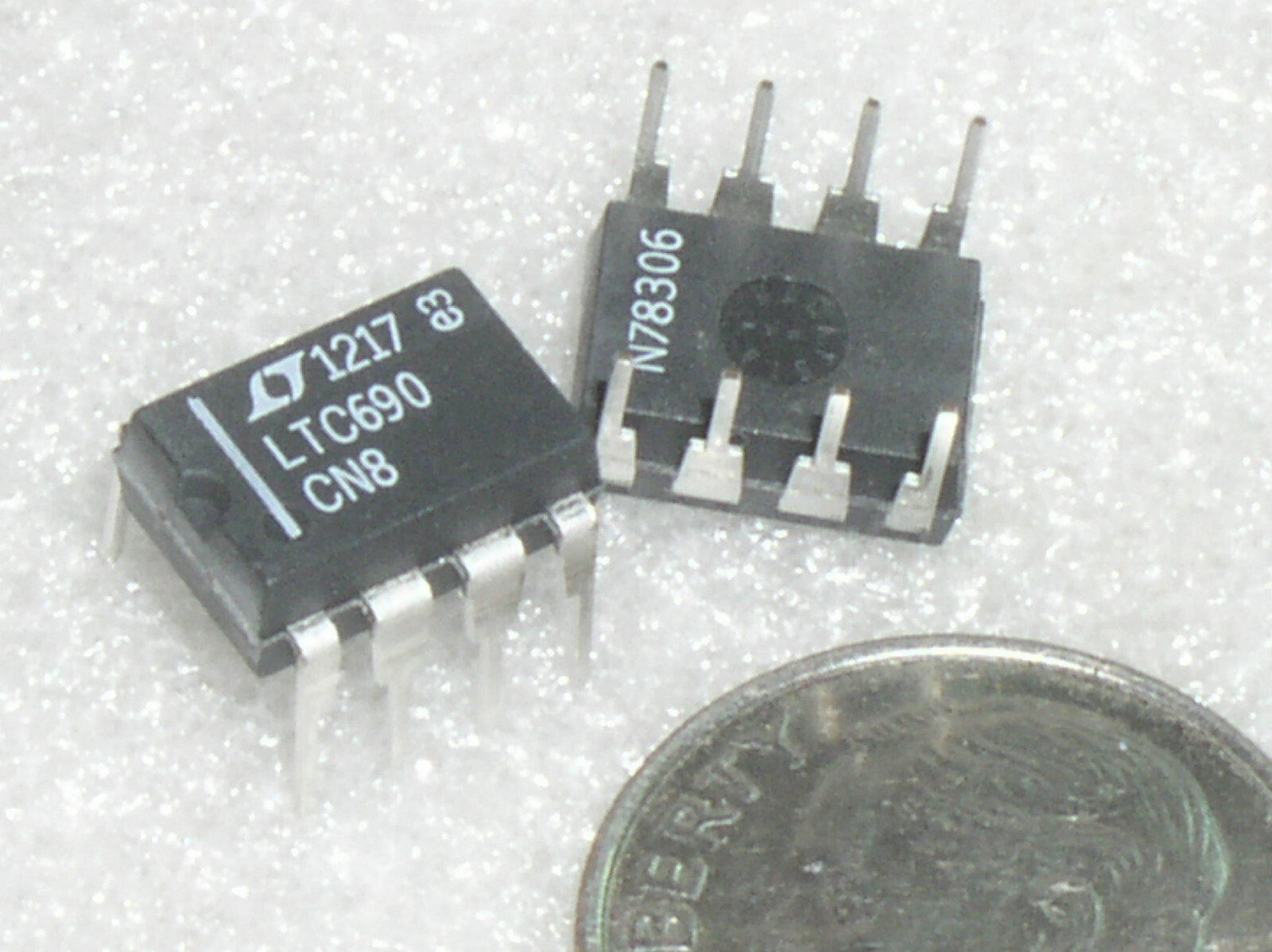 2 LTC690 CN8 LINEAR TECH MICRO PROCESSOR SUPERVISORY RESET 4.65V DIP-8 IC USA