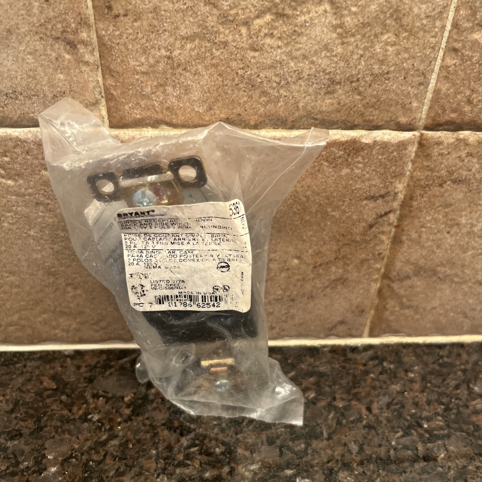 Lot (3) NEW Bryant / Hubbell 5361 – Single Receptacle Brown – 20A 125V – 5-20R