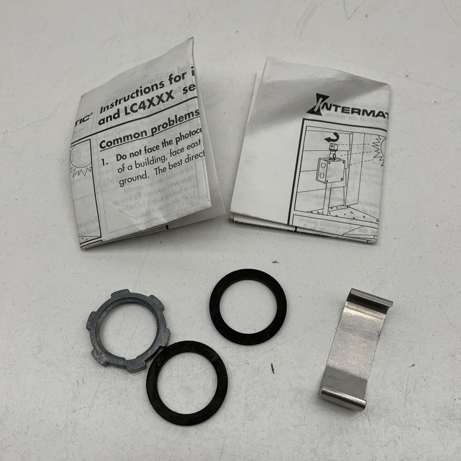 Intermatic K4123-8 Threaded Stem Mount Photocontrol Light Sensor 208-277V