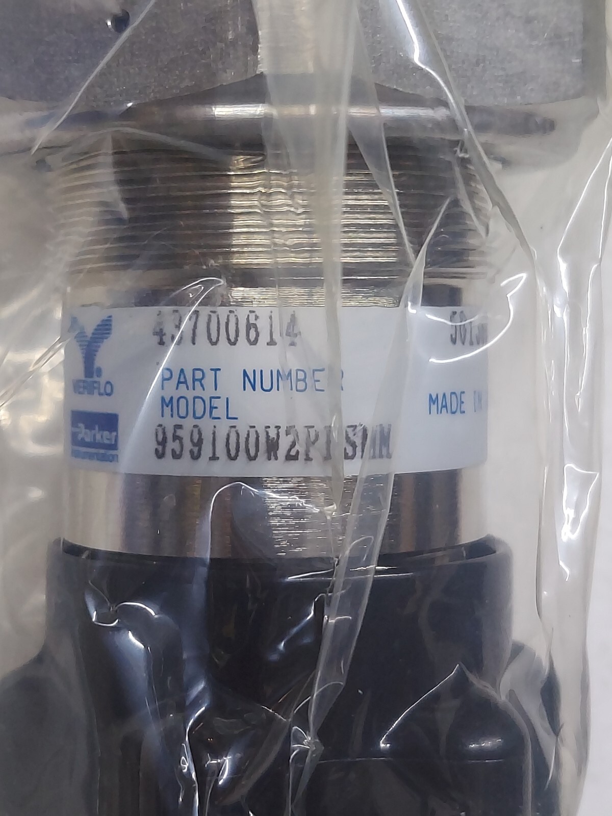 VERIFLO 959100W2PFFSMM 43700614 AMAT 3800-01083 RGLTR AIR PRESS 100PSI,NEW NO BO