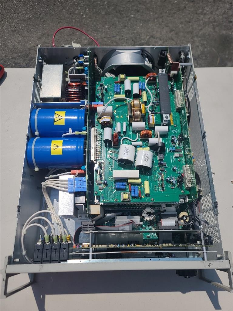 California Instruments 5kVA AC Power Source Model 5001iX Series II