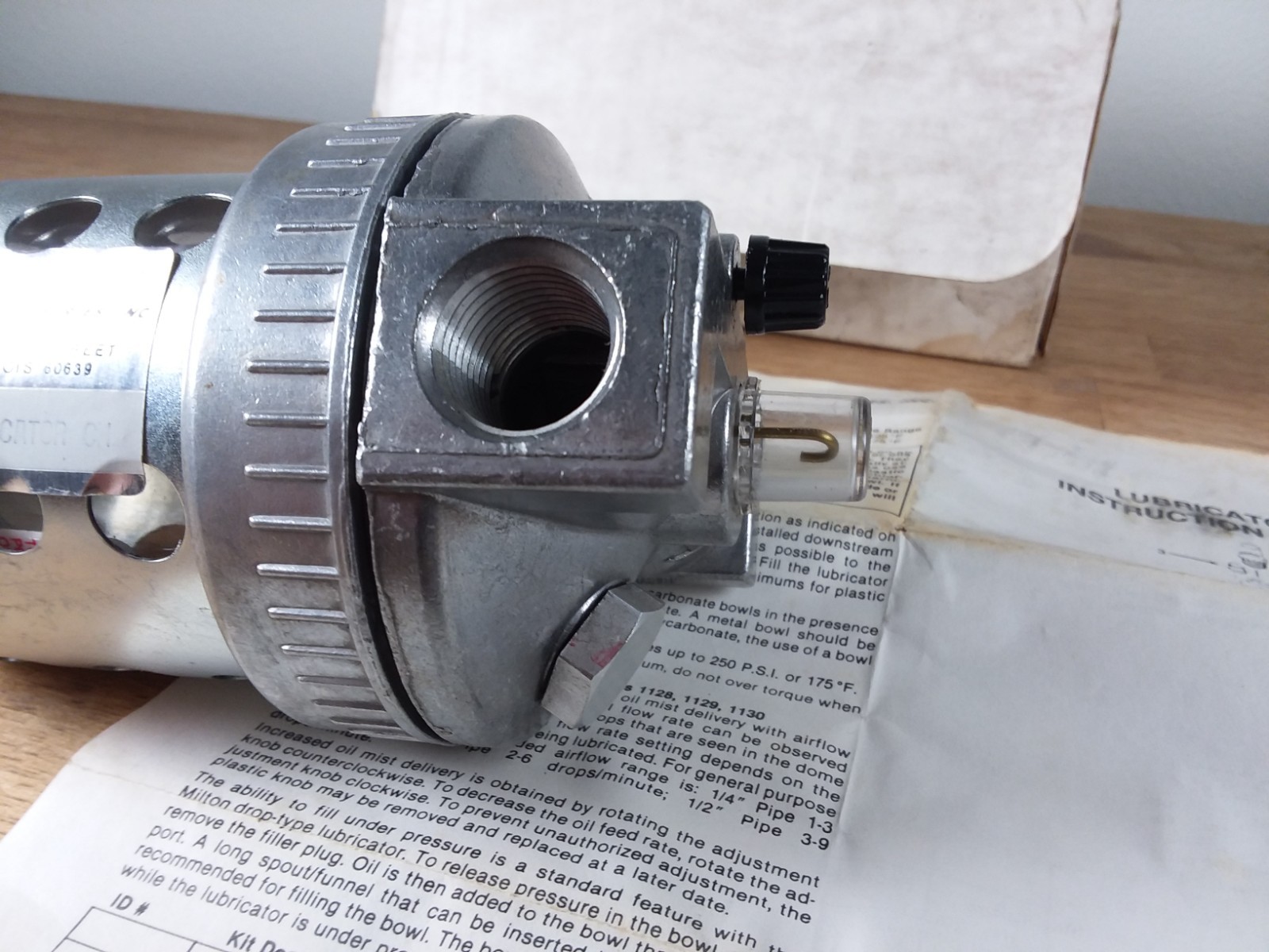 Milton 1130 1/2 Lubricator NEW Old stock metal