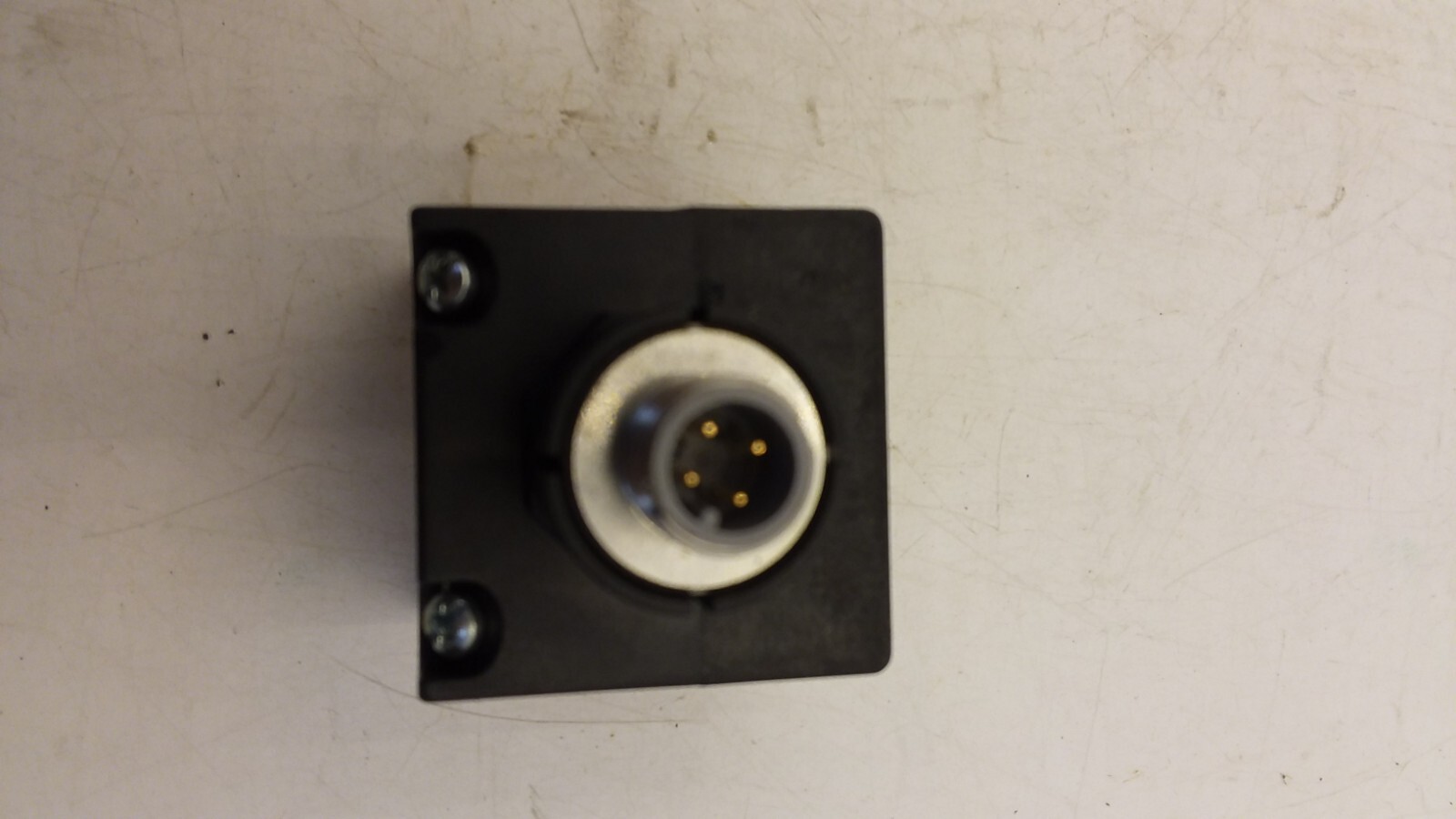 EFECTOR IM5068 PROXIMITY SWITCH INDUCTIVE 20MM RANGE 10-36V DC 25mA