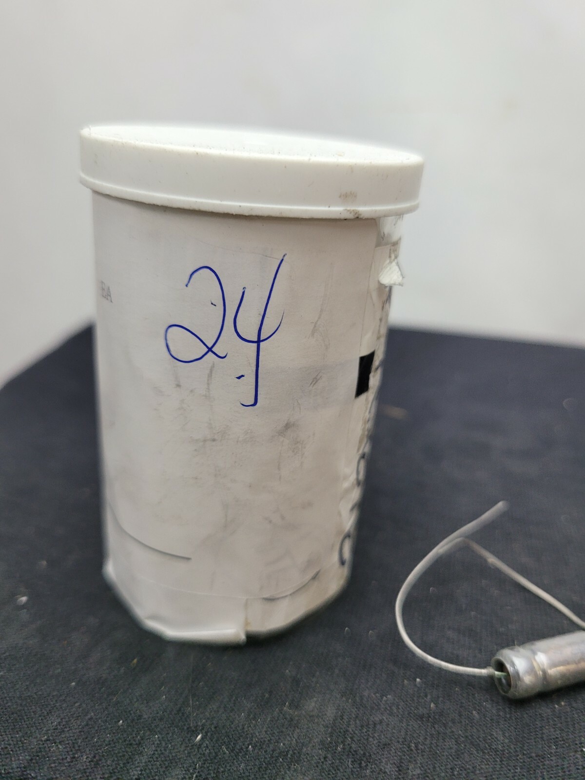 Mallory CL65BJ470KPE CAPACITOR 24 in Package