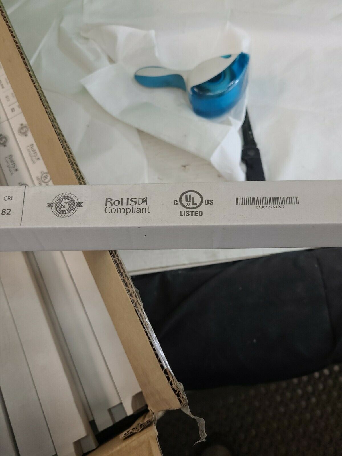 RAB T8-9-36G-835-DIR-T8 LED TUBE-8W-3500K-G13-BALLAST COMPATIBLE-LOT OF 19