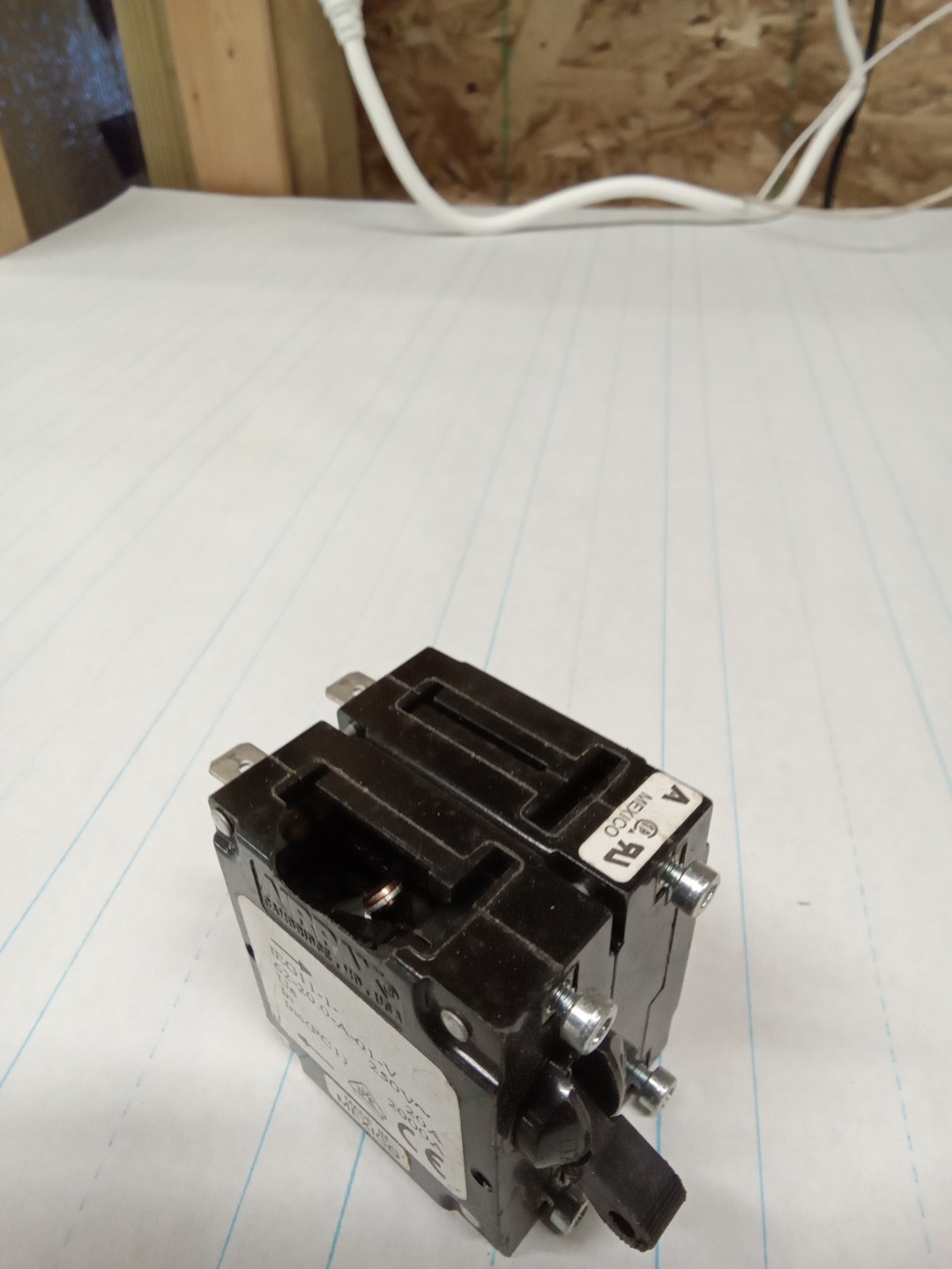 Airpax IEG11-1-62-20.0-01-V IEG1116220001V Circuit Protection