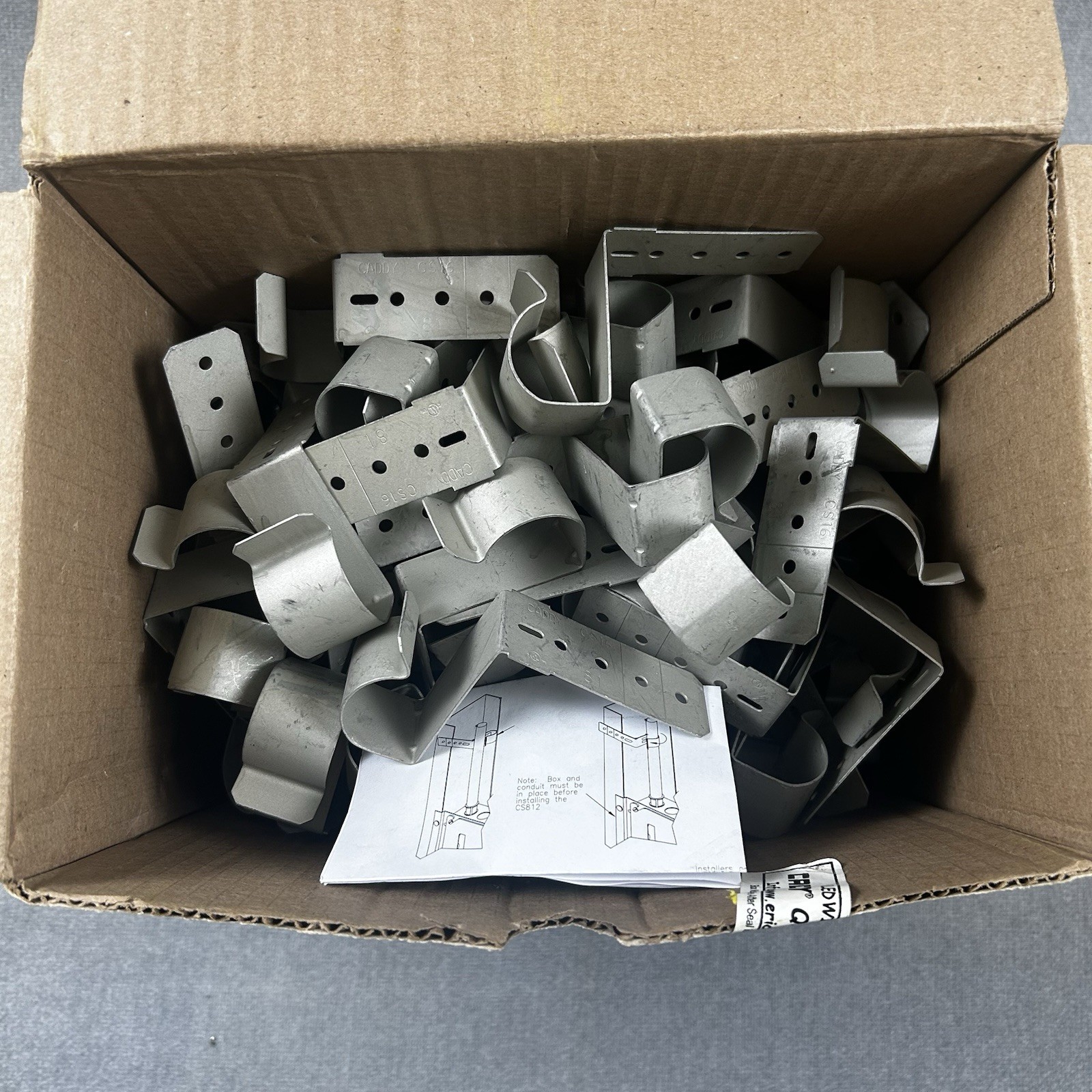 Caddy CS16 1″ EMT Conduit Support Clip Electrical In Wall Strap – 100 Ct