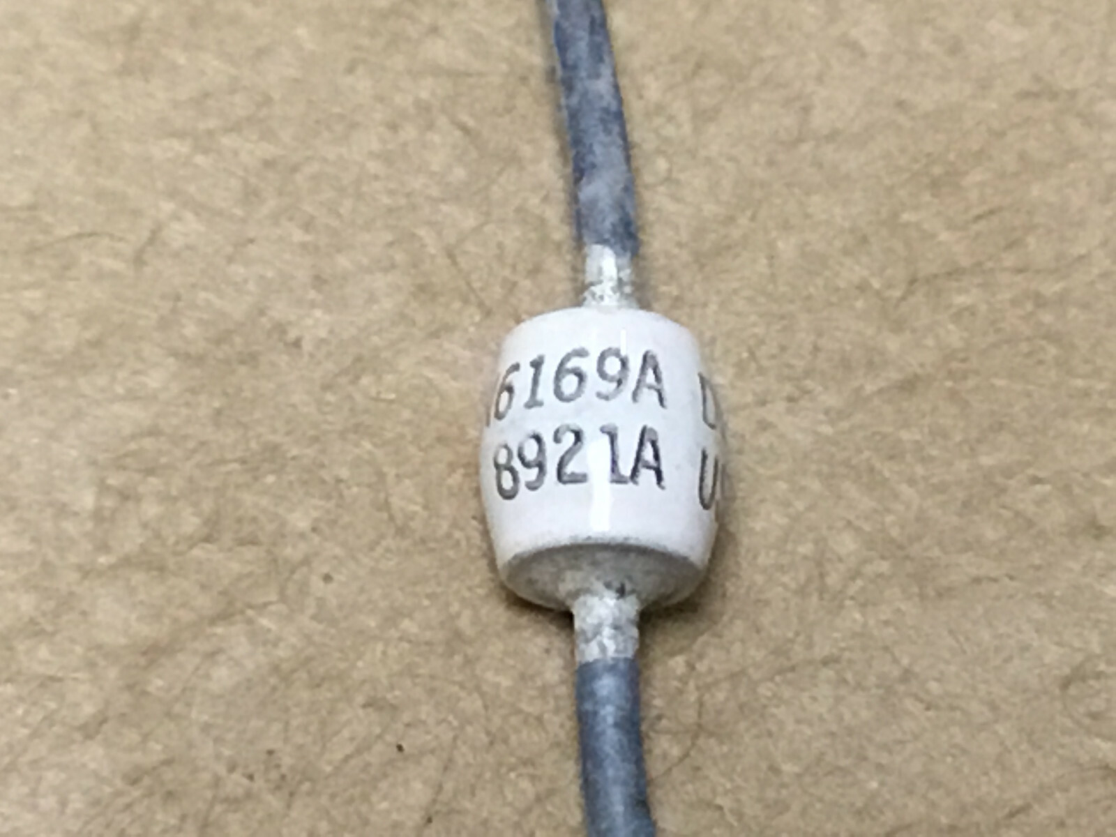 (1 PC) SEMTECH JANTX1N6169A Diode TVS Single Bi-Dir 98.8V 1.5KW 2-Pin