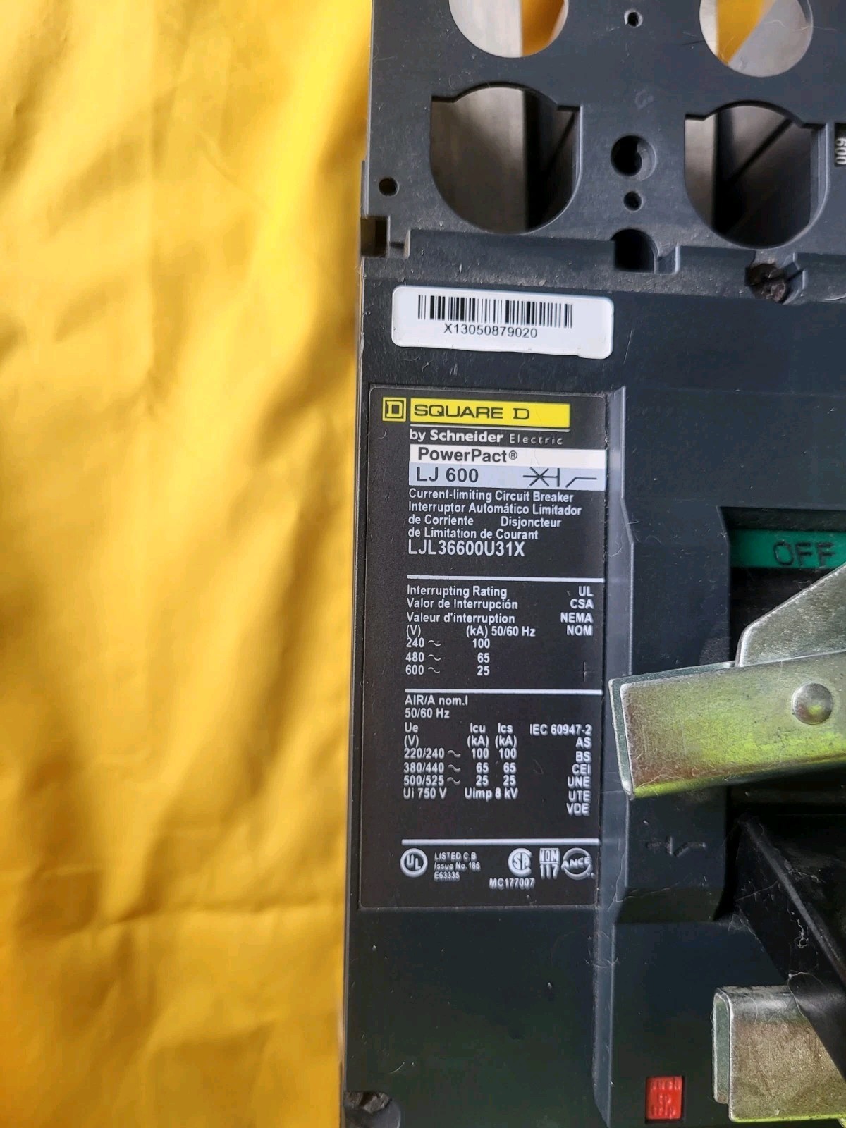 Square D, LJ600, LJL36600U31X, 600A, 3-Pole, Powerpact Circuit Breaker. Used.
