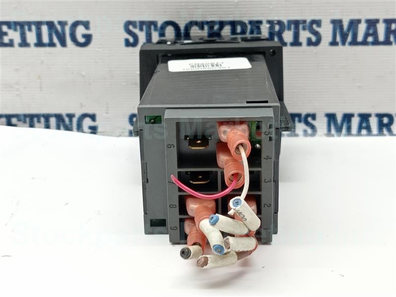 OMEGA Engineering CN9000A Series CN9120A Temperature Controller 115V±15% 50/60Hz