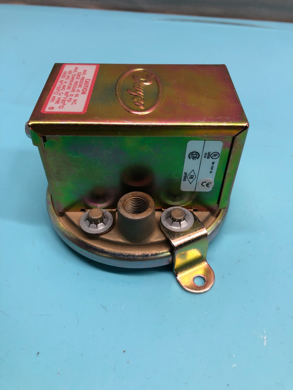 Dwyer 1910-1 Series 1900 Pressure Switch, 184219
