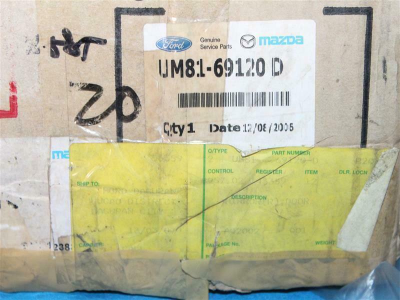 Ford UM81-69120D UM8169120D Side Mirror (R),Door NEW NOB