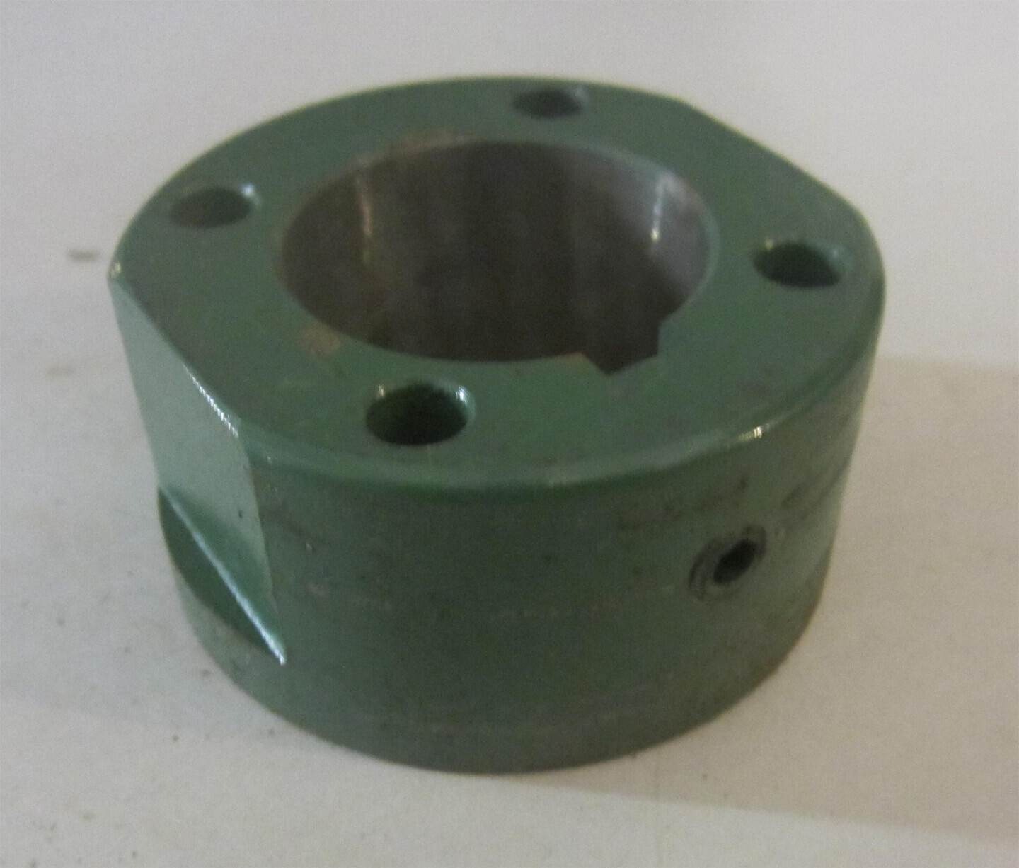 Woods Size 6, 1-3/8″ Bore Spacer Hub, Model 6SC-H x 1-3/8, New