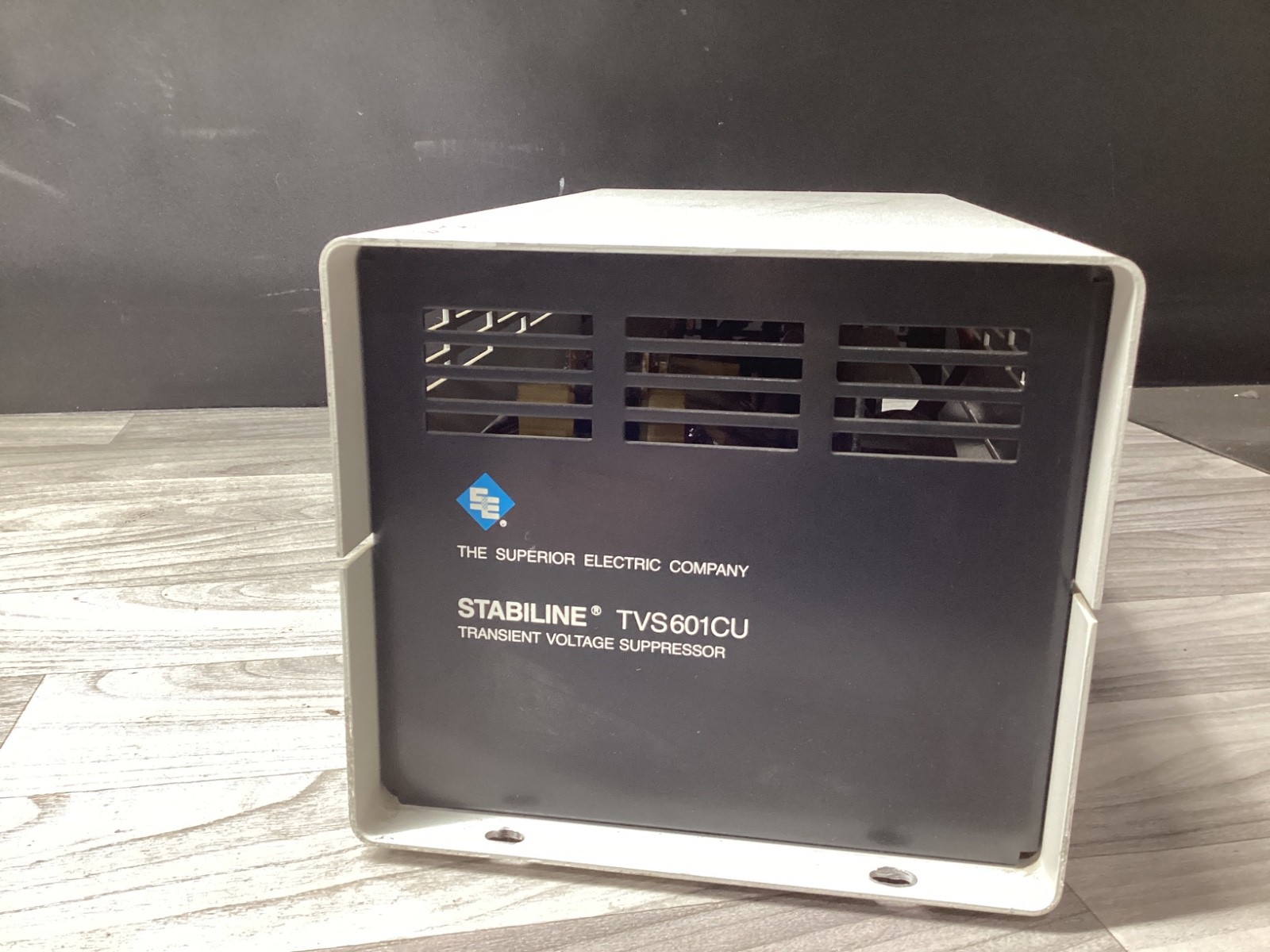 SUPERIOR ELECTRIC STABILINE TVS601CU TRANSIENT VOLTAGE SUPPRESSOR #106D117PR5*SI