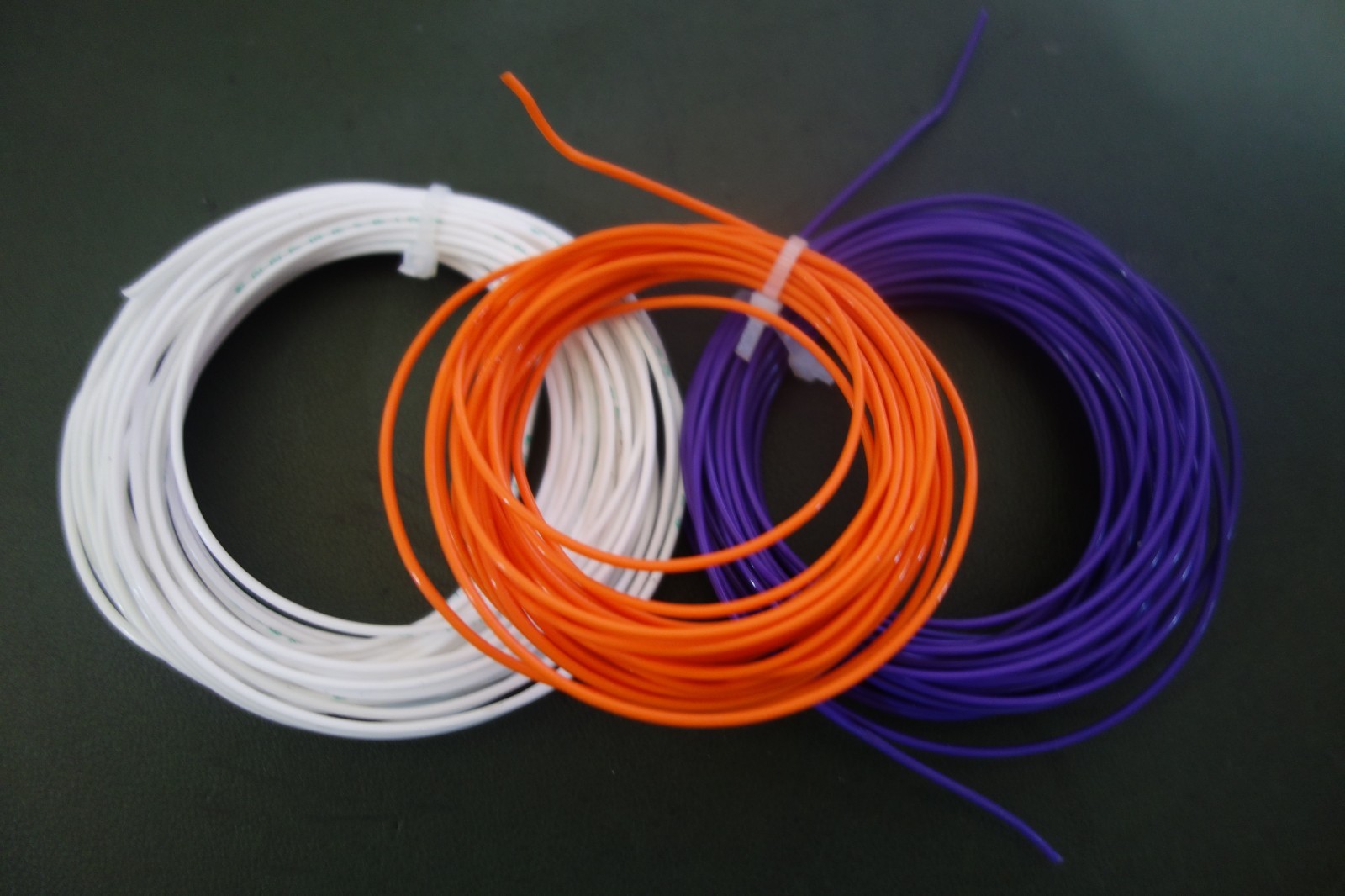 69 Feet 22 Awg Stranded 1000V EE Silver Plate Mil Spec Teflon/ PTFE Wire