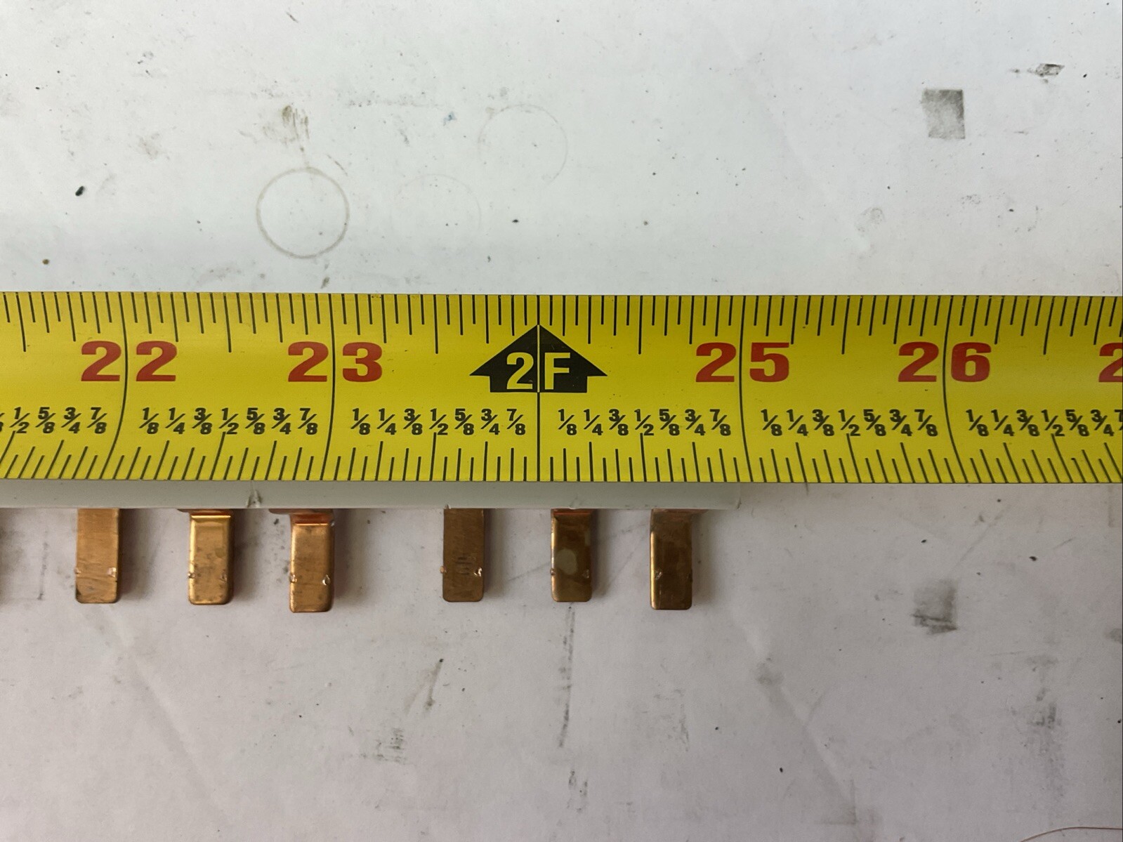 COOPER BUSSMANN BB3P100M57 25 INCHES 100A 600V FUSE BUSBAR CH SERIES
