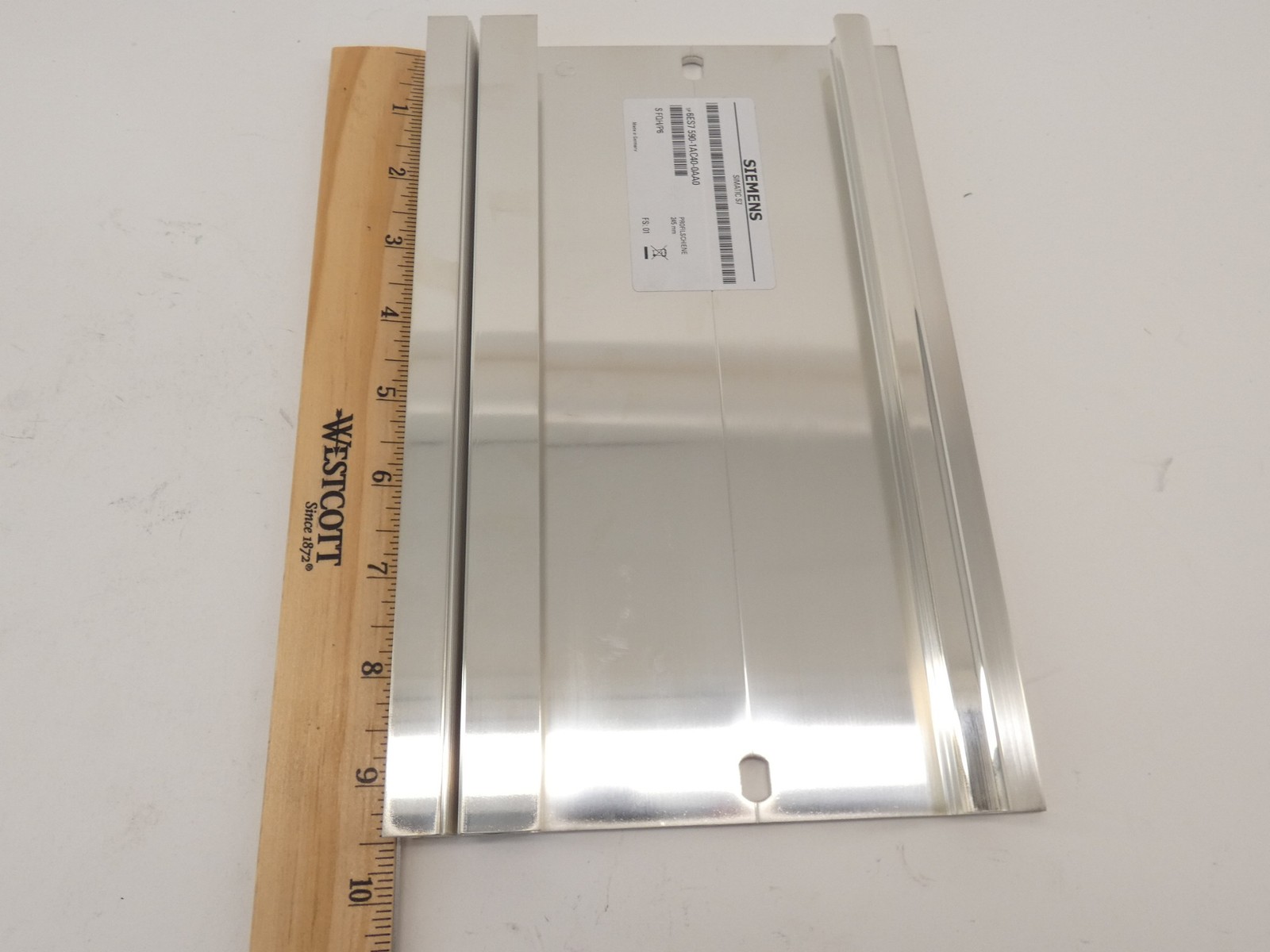 Siemens 6ES7 590-1AC40-0AA0 Simatic S7-1500 Sectional Rail 245mm – NEW Surplus!