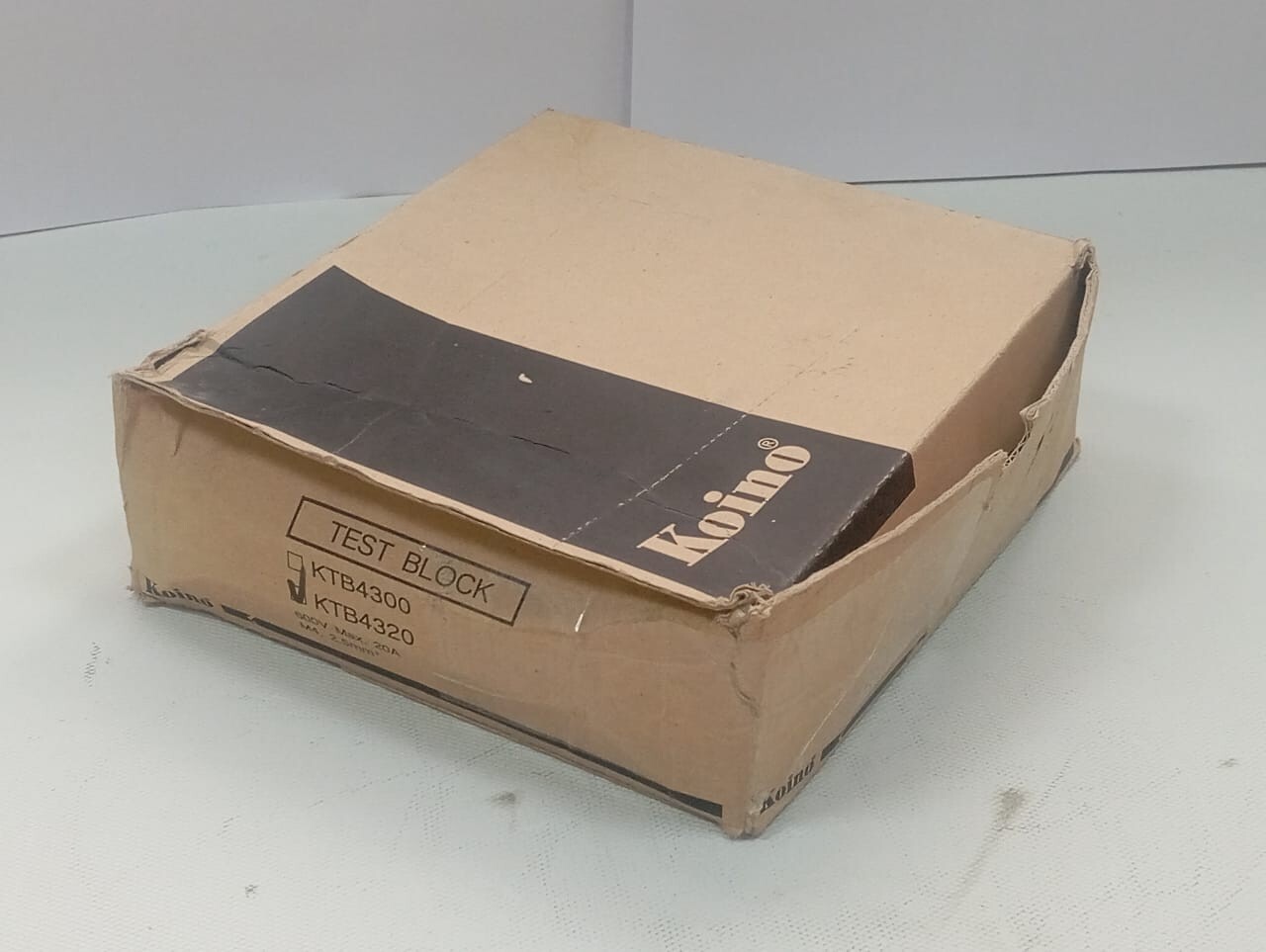 Koino / Test Terminal Block / KTB4320 / 600V, 20A