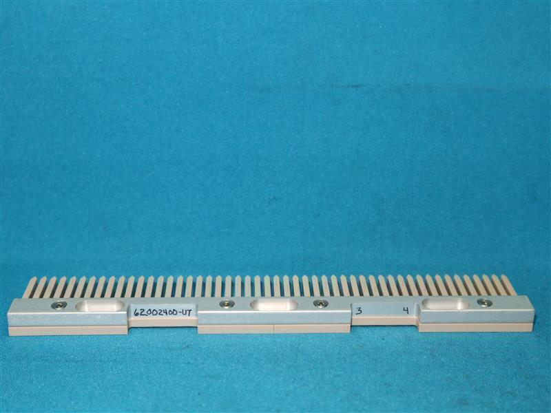 Lot 2pcs 62002400-UT 62002400UT Retainer POS Square ASSY New No Box