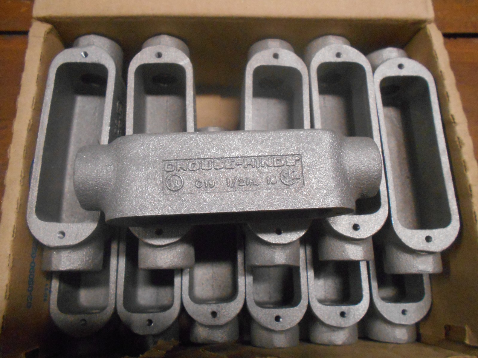 12 Eaton Crouse-Hinds Series C19 Conduit outlet Body, Mark 9 Body, 1/2″