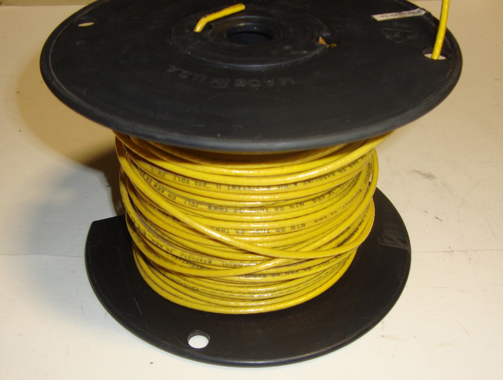Colonial Wire & Cable Co. 14 AWG Standard Copper THHN, THWN, MTW 600v 70613MO