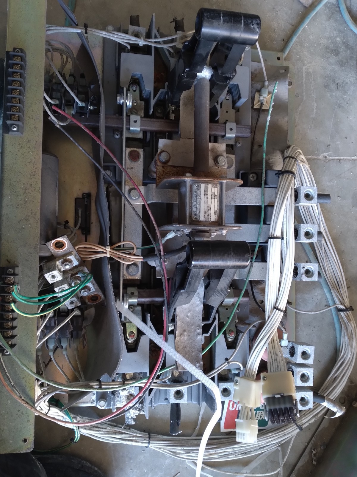 Cummins Onan Automatic Transfer Switch LINEAR MOTOR 19963 50/60HZ 208/240WATTS