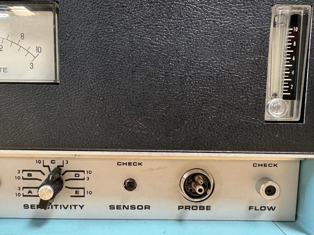 GE GENERAL ELECTRIC INDUSTRIAL HALOGEN LEAK DETECTOR C/N 50-420810HFJK1 TYPE H25