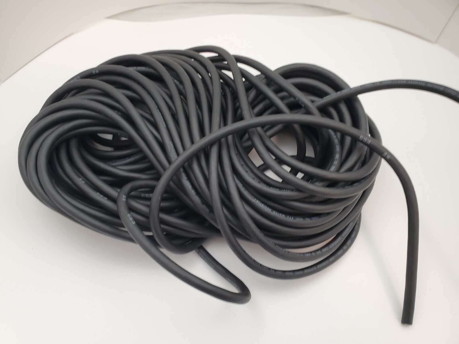 Southwire Seoprene Cord 3C 16 AWG SJE00W 300V -50C-105C Black Jacket 100 Ft.