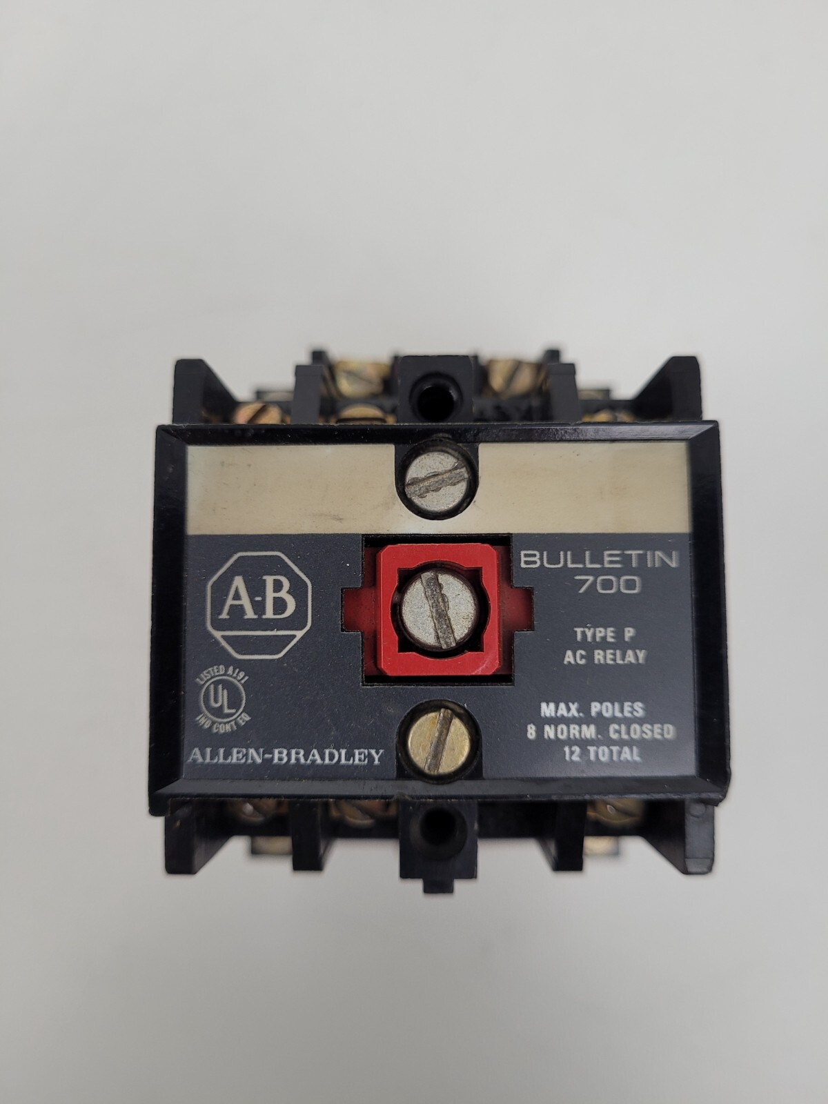 700-P200A1 Allen-Bradley Control Relay w/ 120V Coil – Next Day Option