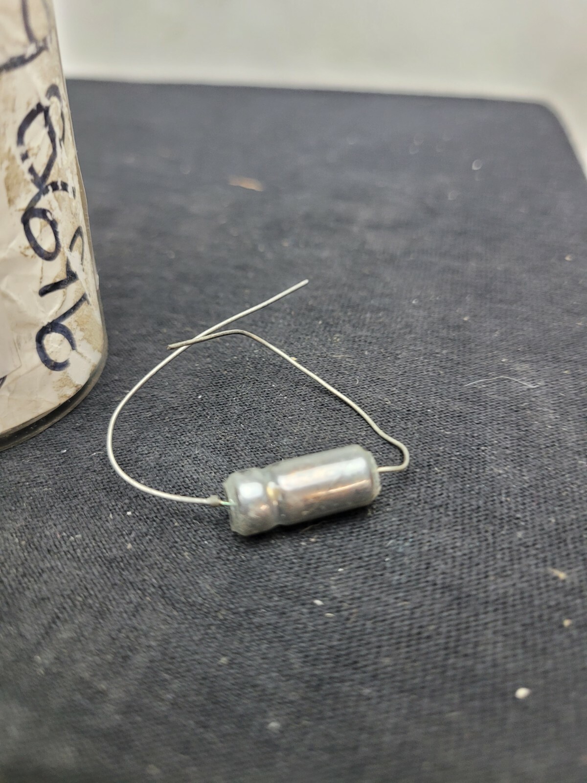 Mallory CL65BJ470KPE CAPACITOR 24 in Package