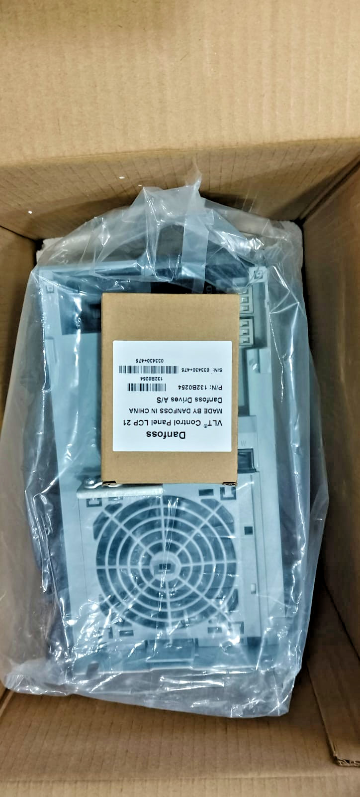 1PC-Danfoss 134F2980 Frequency converter VFD 11KW/15HP/380-480VAC- Brand New