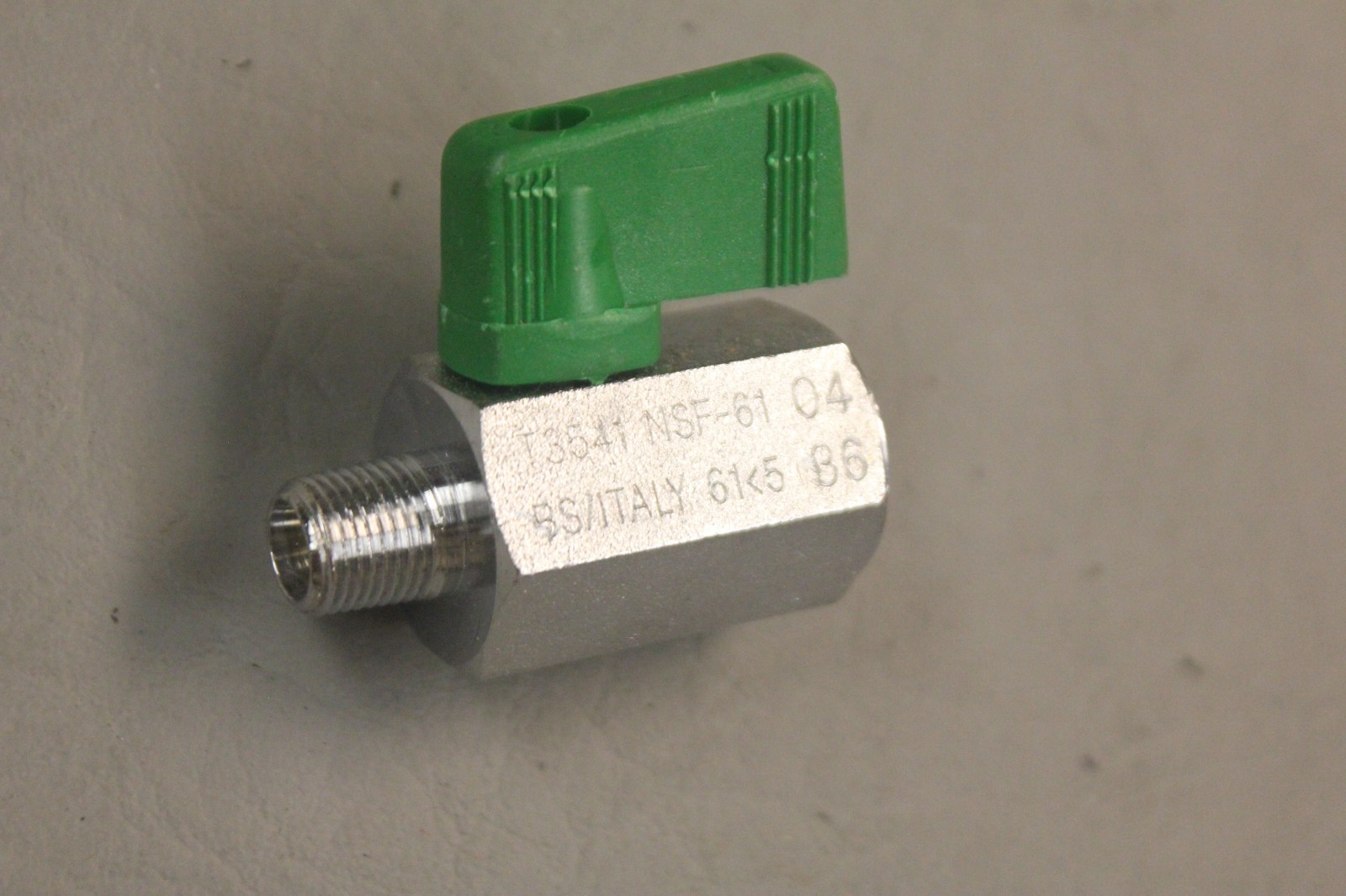 T3541 NSF-61 04 BALL VALVE BS/ITALY 61 5 B6
