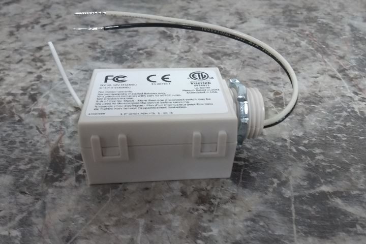 Leviton WSTLT-9D0 6 Pk 100-277VAC White Control Transmitter