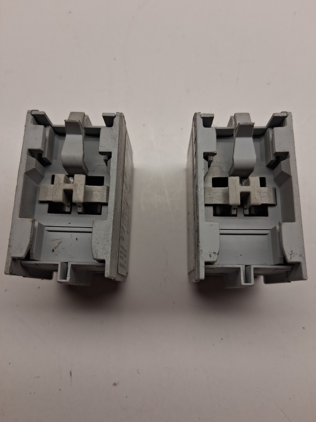 Lot Of 2 Allen-Bradley 100-F Series B A20 Contact Block