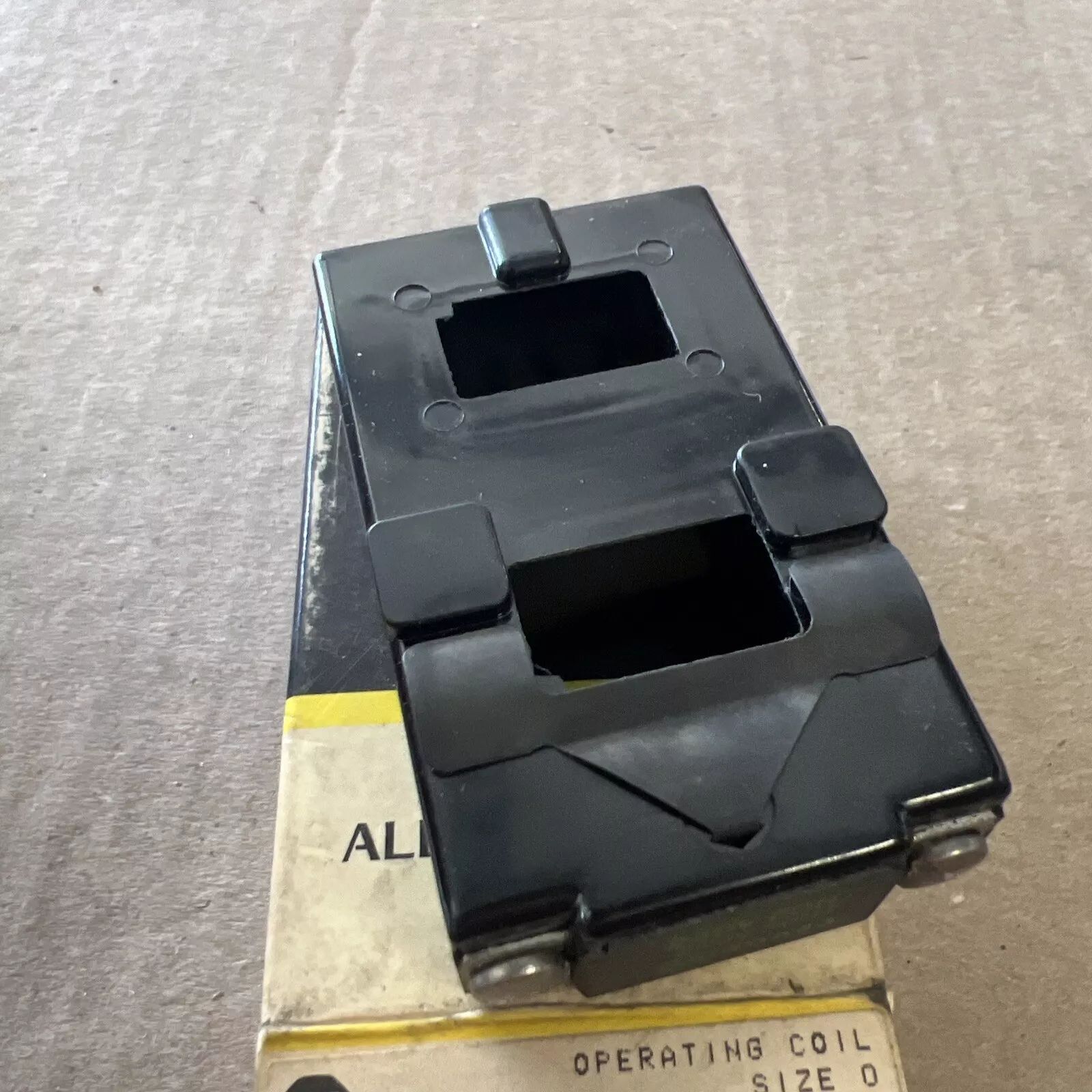 Allen-Bradley 70A83 coil, 240V, 60Hz; 220V, 50Hz, 1 pc