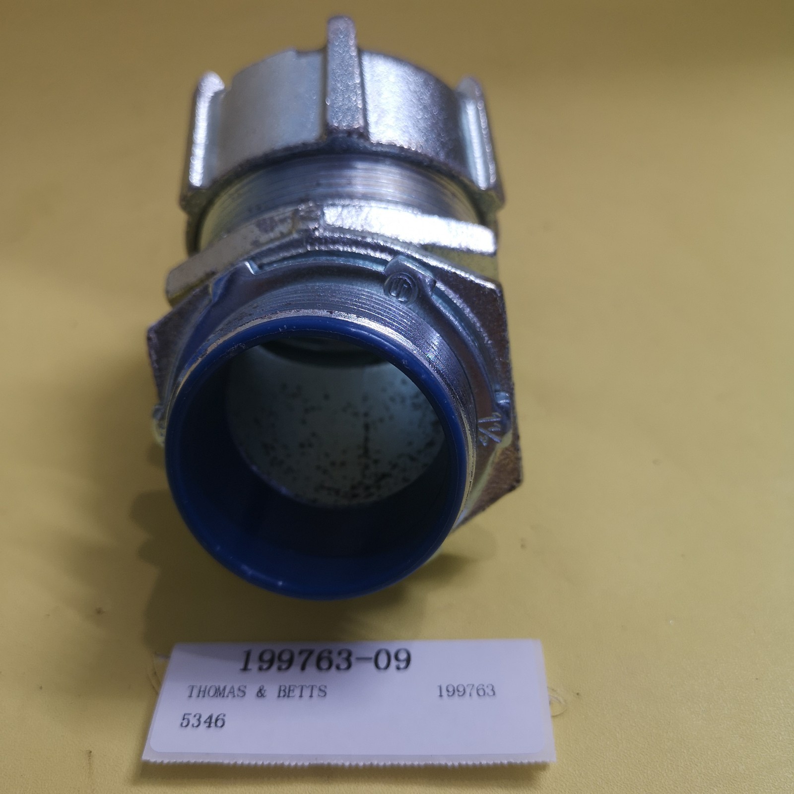 (1 PCS) THOMAS & BETTS Connector 5346 Loose