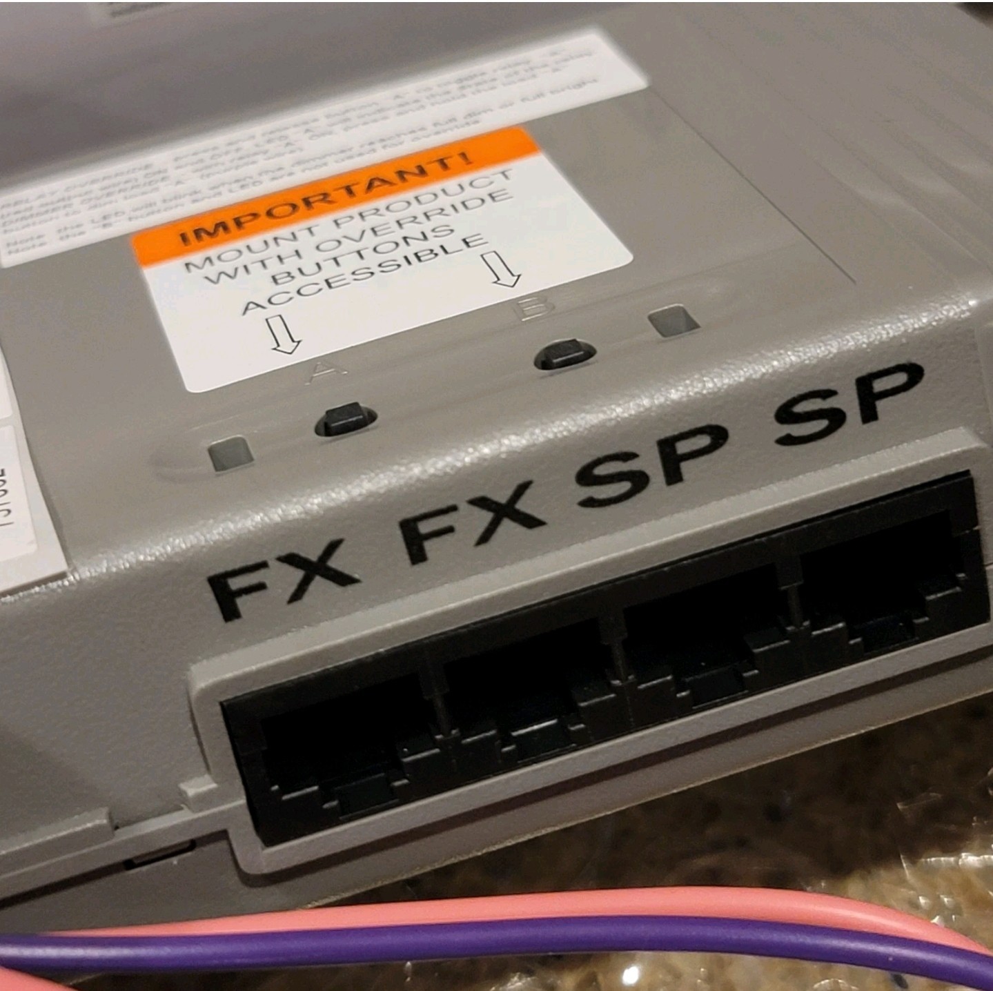 NX Lighting HUBBELL NXRCFX2-1RD-UNV Room Controller, FX Bus Compatible, 1 SPST