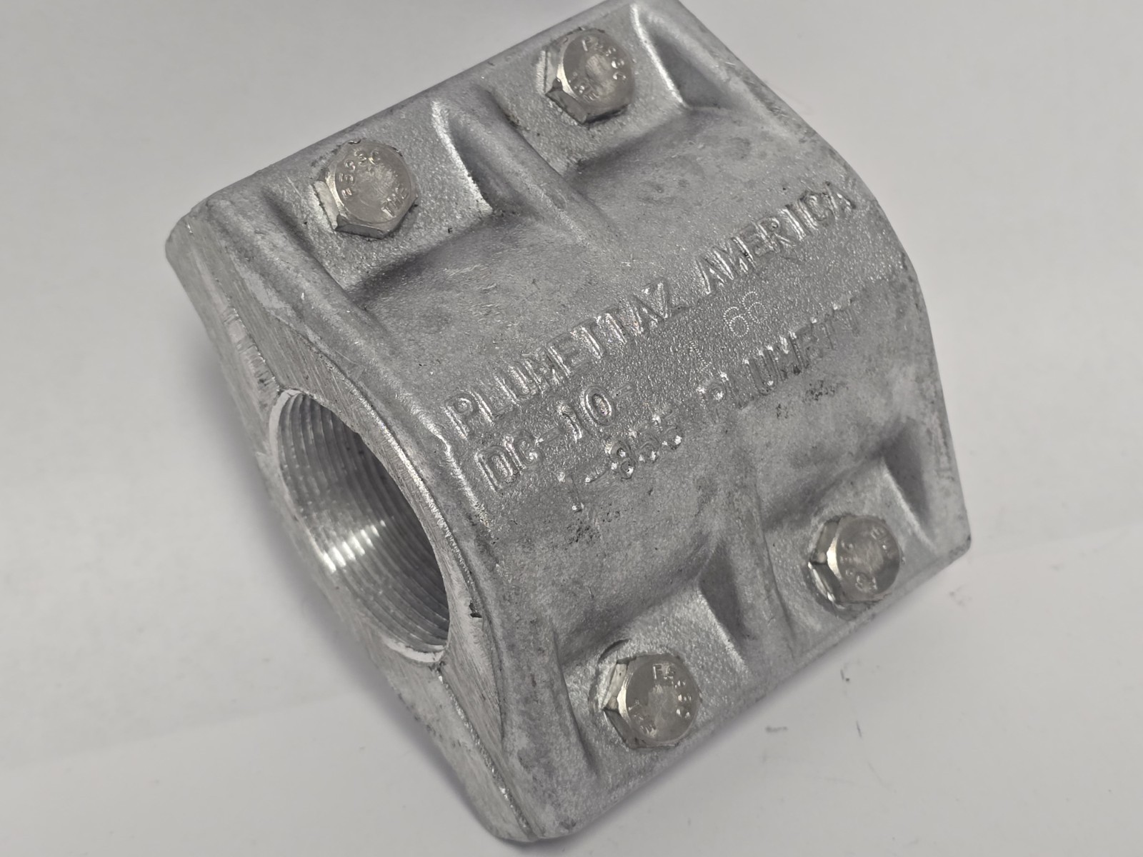 PLUMETTAZ DC-10-1.06 UNDERGROUND DUCT SP SPLIT CCOUPLIN FITS SDR 0.75″ INNERDUCT