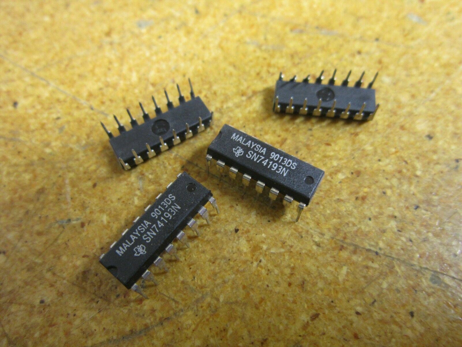MALAYSIA 9013DS Chip Module 16 Pin (Lot of 4)