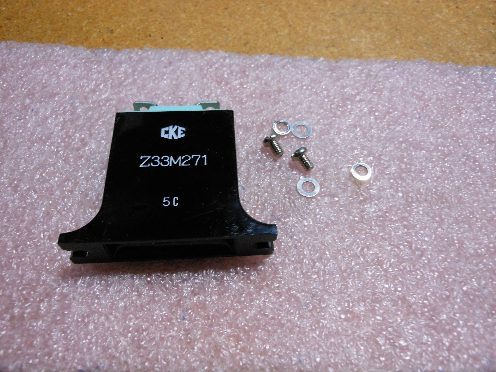 CKE / DEAN TECH VARISTOR PART # Z33M271 NSN: 5961-01-218-3966 CKE-Z33M382