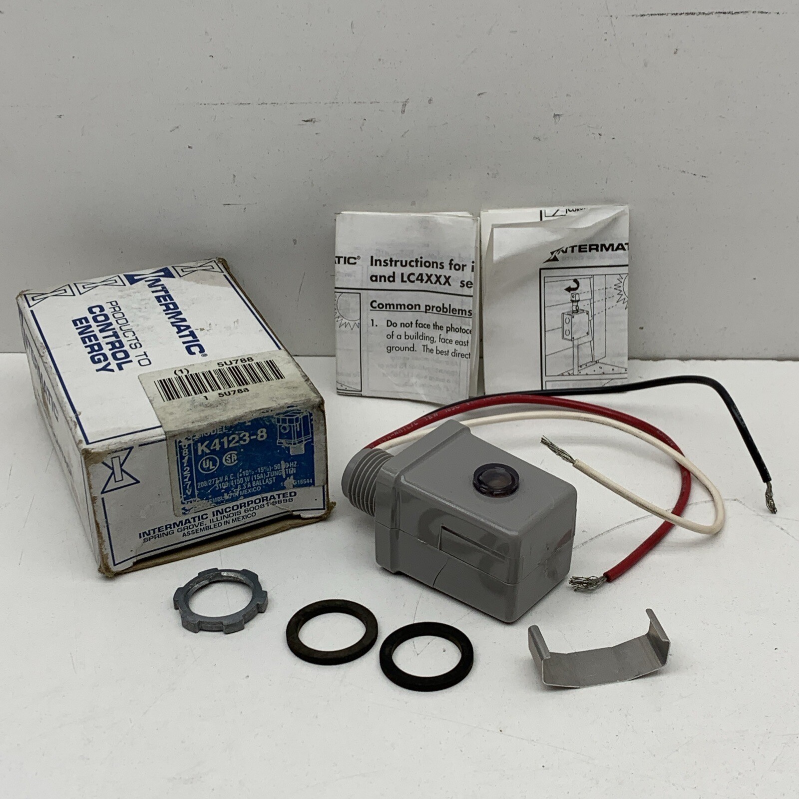 Intermatic K4123-8 Threaded Stem Mount Photocontrol Light Sensor 208-277V