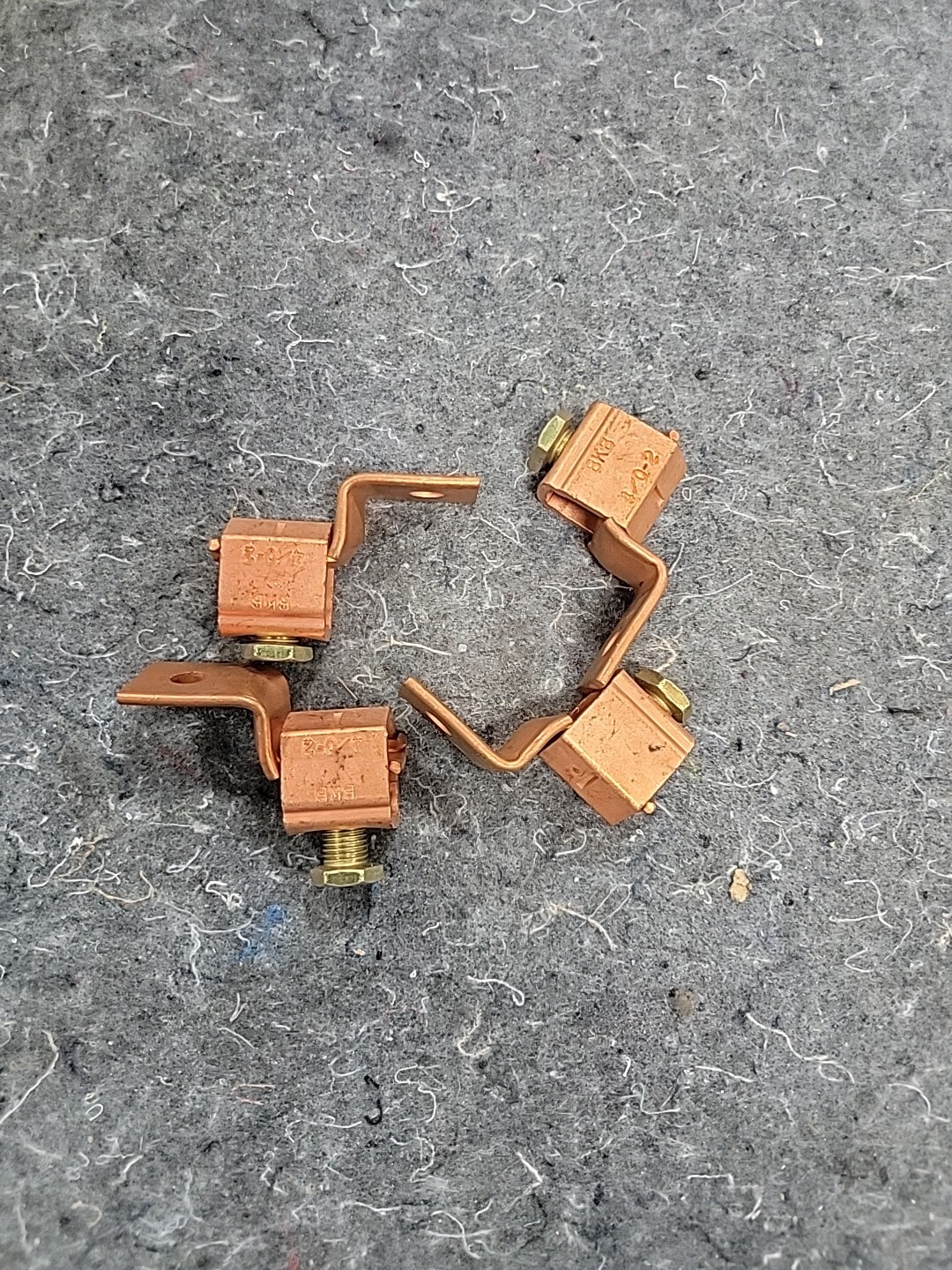 4 Thomas & betts BTC4102 Single Barrel Copper Terminal Lug