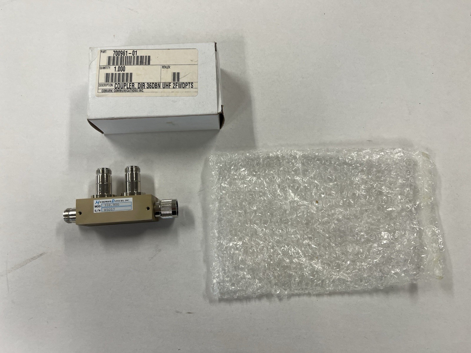 318.900 Microwave Devices Inc. Coupler UHF New Old Stock ￼￼