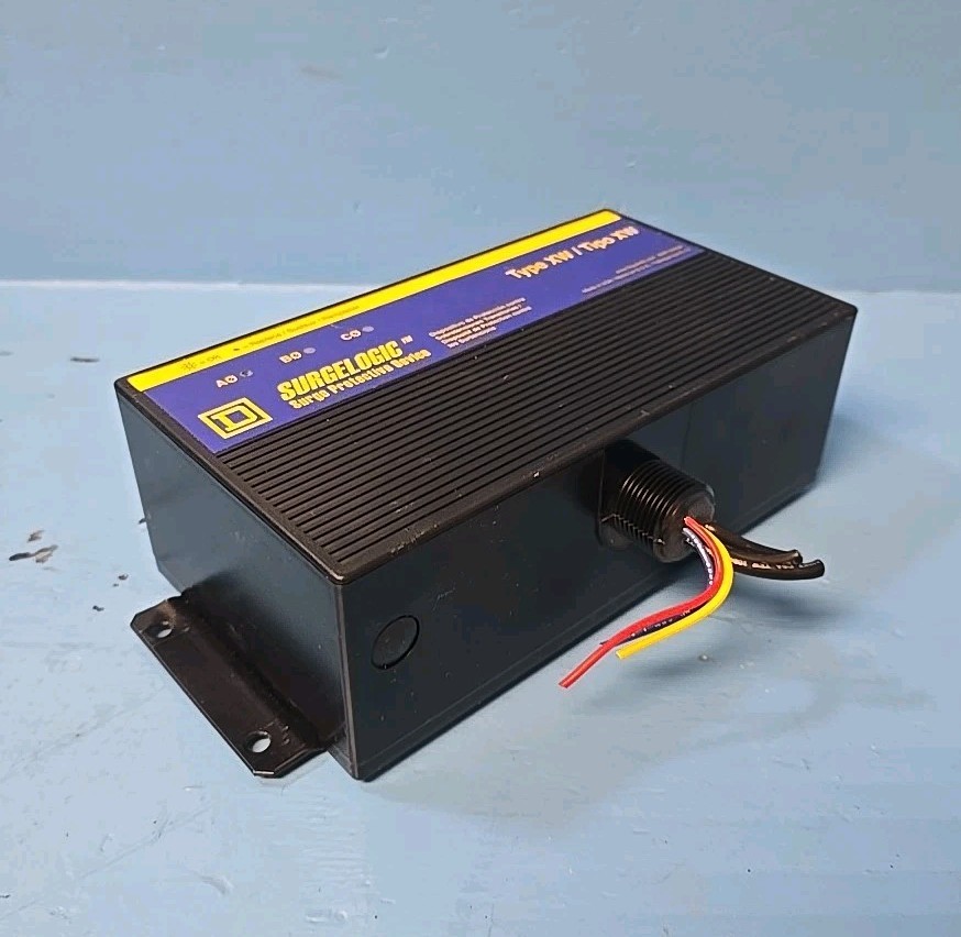 SQUARE D TVS5XW100C 480D 600V 50/60Hz Type XW Surgelogic Surge Protective Device