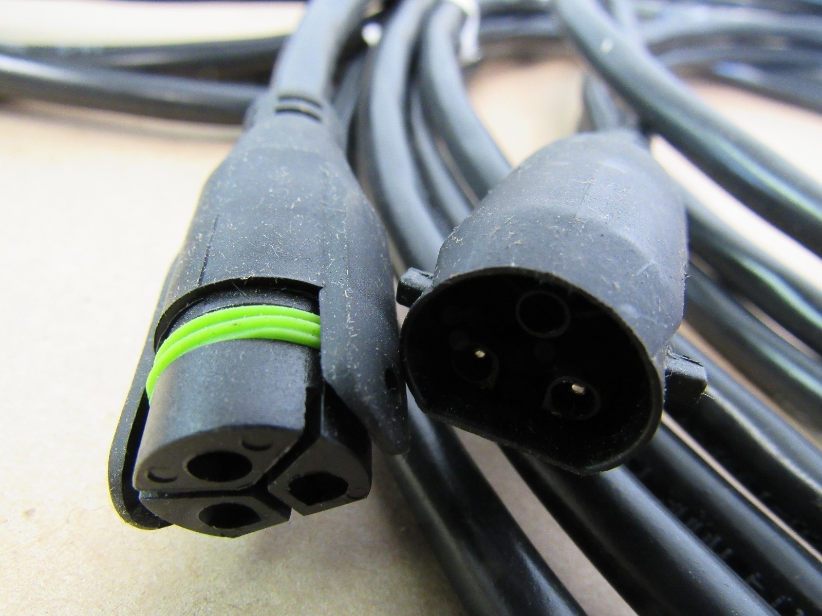 4 PCS AWM 2517 E54661-02 CABLES 10FT 105C 300V CSA-C/US LL54185 W/ 11 CONNECTORS