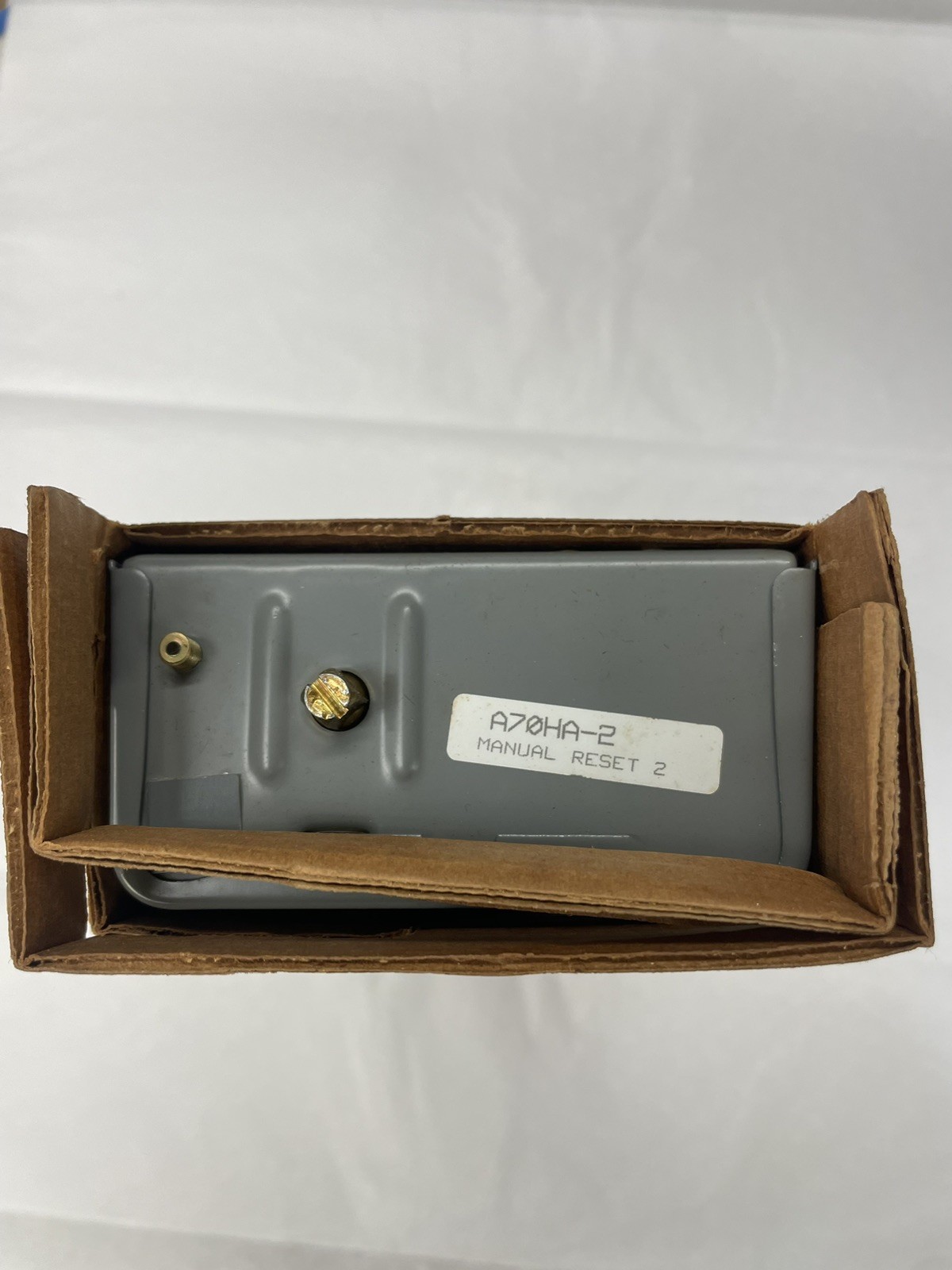JOHNSON CONTROLS A70HA-2C / A70HA2C (NEW NO BOX) DISCONTINUED