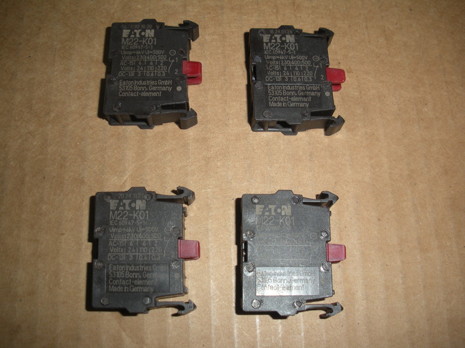Eaton M22-K01 contact block red N.C. lot of 4 16 lots available normally closed