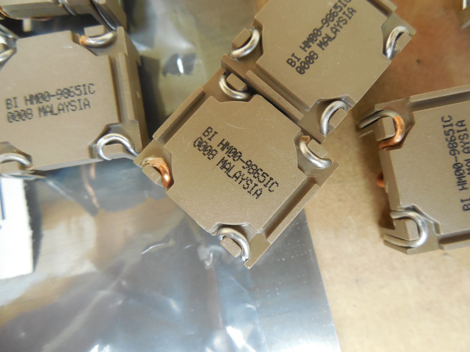 Malaysia Semiconductor BI HM00-9865IC Lot of 10 New