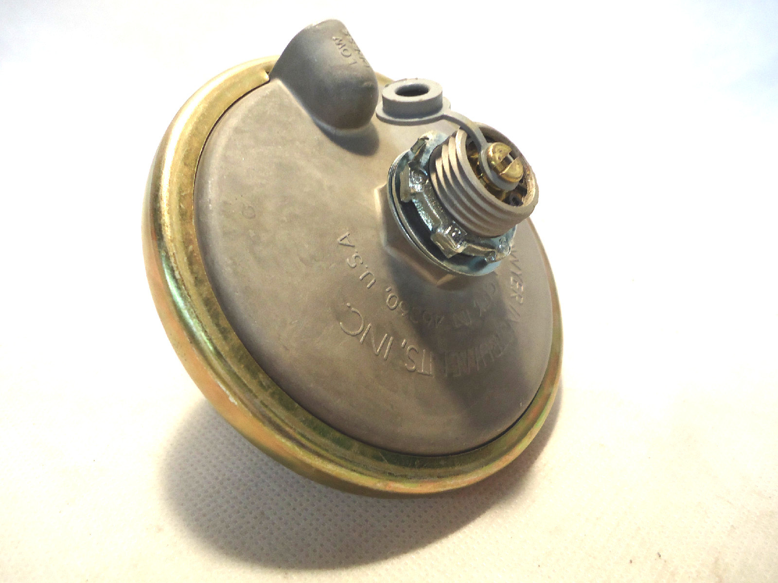 NEW IN BOX DWYER 1824-1-1-S PRESSURE SWITCH